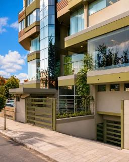 3BR Sky Oasis Penthouse with City Views Parking Country Club Zone - 5