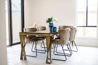 StayAU Charming 4BR Retreat in Wyndham Vale - 6