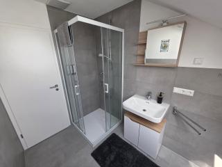 Weitblick R16-22 - Stilvoll, Arbeiten, am Stadtrand - 4