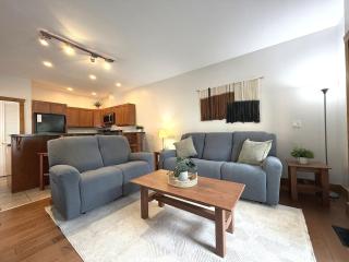 Luxury Condo 2Bed, 1Bath, Pool, Hot Tub, Beach, Golf - 0