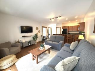 Luxury Condo 2Bed, 1Bath, Pool, Hot Tub, Beach, Golf - 2