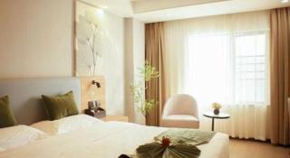 GreenTree Inn Express Hainan Haikou Haixiu Zhong Road - 2