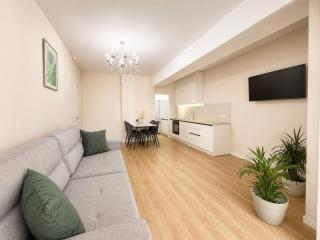 Happyhouse - 4