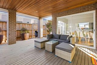 StayAU Contemporary 5BRM Families Home Point Cook - 8