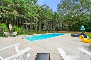 Private Pool Villa Near Atlanta Airport Sleeps 10 - 8