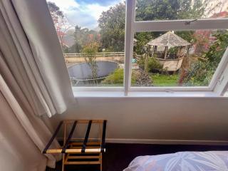 Rustic BnB, Self Check In, Lower Level Guest Unit - 2