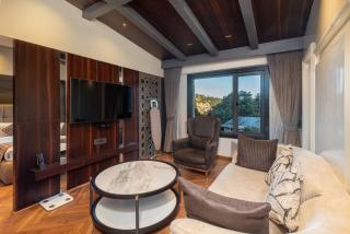 Lawrence Solitaire Resort, Nainital - 2