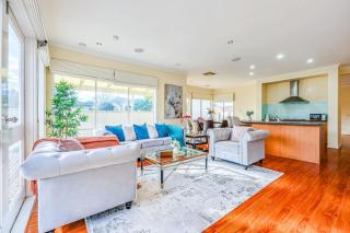 StayAU Spacious Home BBQ&Backyard Pet-friendly - 0