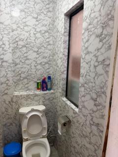 Luvone 1 bedroom apartment along Ngong road near junction mall - 4