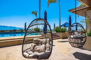 2BR/2BA Nuevo Vallarta Condo | Pool, Gym & Balcony - 8