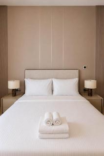 Vanilla Homes Fairway 1BR at Yas Golf - 5