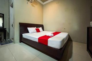RedDoorz at Gor Icuk Sugiarto Sukabumi - 3