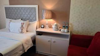 Crystal House Hotel - 0