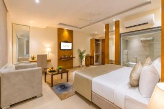 OPO Horizon Stanley Delhi Airport - FREE Airport Pick Up or Drop - 1