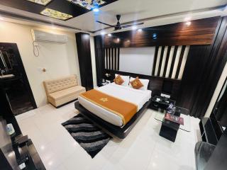 Hotel The Five Star Inn - 0