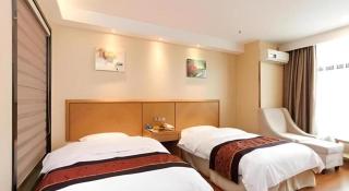 GreenTree Inn Jiangsu Wuxi Huishan High-Speed Rail Qianzhou Chongwen Road Business Hotel - 1