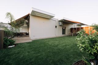 Chalkida Escape Luxury Garden Retreat - 7