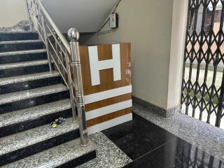 Hotel O Golden Aura Near Netaji Subhash Chandra Bose international Airport - 3