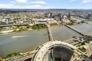 Panoramic Landmark Luxe Residence | Free Parking - 0