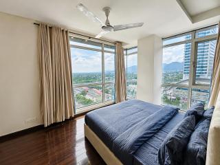 Premium 2BR Executive Suite Elysium Tower - 5