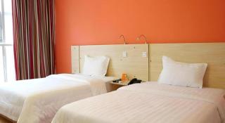 7 Days Inn Chengdu Huayang Metro Station Binfen Plaza - 3