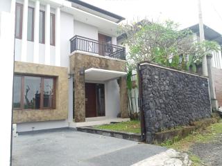 Saren Kayutulang, Quiet 3BR Pool Villa, Canggu - 9