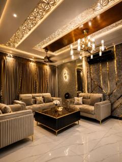 Luxury Stay - 8