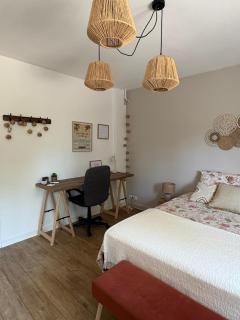 La Pause Cadurcienne, table et chambre d'hôtes climatisées - 6