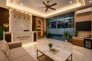 Hotel Armani Suites-Mahipalpur - 8