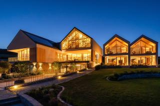 Regionaler Genuss - Luxus Chalets - 9