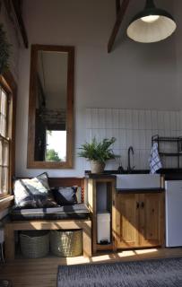 SOUSIE'S RUSTIC STAY - 2