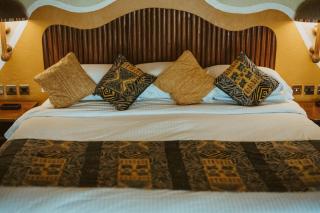 Mara Serena Safari Lodge - 7