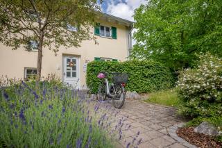 Ferienwohnungen Allgäublick am Radweg mit Fahrradgarage und Garten - 3