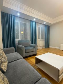 Stylish stay in Downtown UB - 2