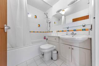 Londons Dreamy Thames River Escape in Putney 2 Mins from Station - 7