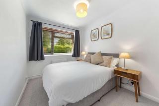 Londons Dreamy Thames River Escape in Putney 2 Mins from Station - 4