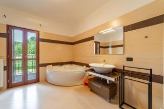 Exclusive Villa with Swimming Pool and Tennis Area - 3
