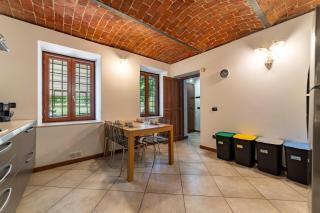 Exclusive Villa with Swimming Pool and Tennis Area - 5