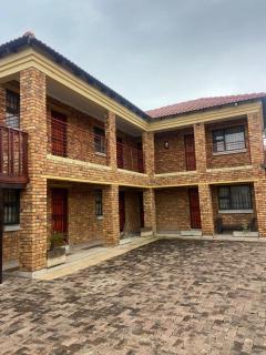 Ga-Dikobo guest house 2 - 5