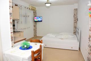 Sea Vista Apartments - 2