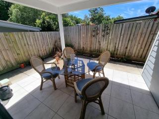 Glass House Mountains Retreat - Villa 1 - 7