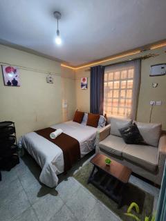 Neon Studio Bnb Juja - 7
