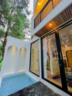 South Forest Villa - 0