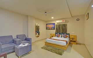 Eyries The Business Hotel - 3