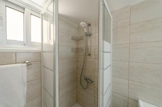Convenient 2 Bedroom Apartment in Central Limassol - 4
