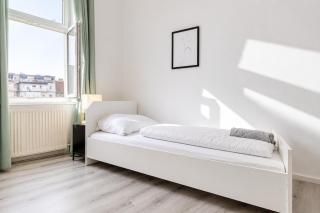 Cozy 2-Bedroom Apartment Near Prater & Danube - 6