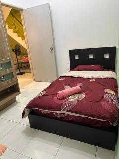 Pa & Ma Homestay Near Hospital 4BR Kulim Hitech - 8