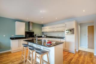 6 Bed in Winnards Perch oc-c30624 - 2