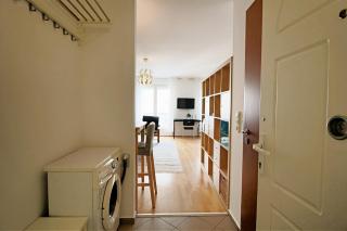 Marton Estate 2 people airco free parking - 2