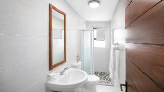 Giney's View 8 Unit - 9